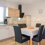 Mira By Interhome Barbat na Rabu