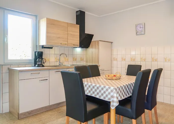 Mira By Interhome Barbat na Rabu