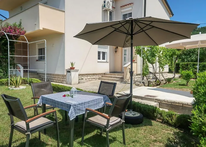 Mira By Interhome *